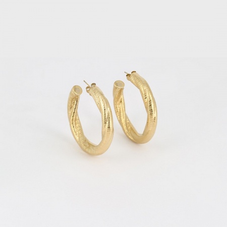 BOUCLE D OREILLE CREOLE ACIER DORE