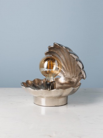Lampe à poser argentée coquillage Triton
