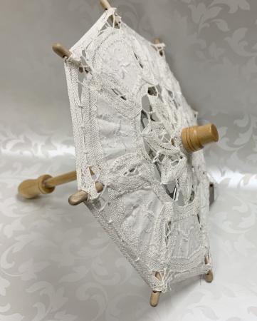 Ombrelle en dentelle petit modèle