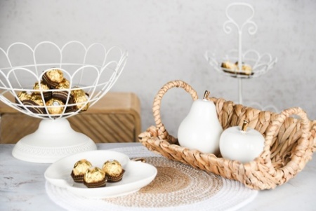 Plat pomme en blanc et or